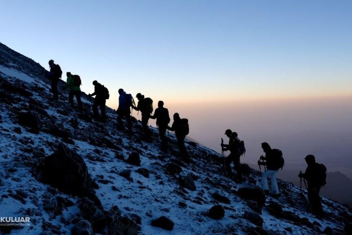 Яким чином боротися із втомою і знеохоченням у чиненні добра? Відповідає владика Богдан Дзюрах