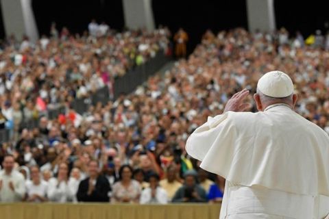 Папа підсумував свою подорож до Лісабона: притча про можливість миру