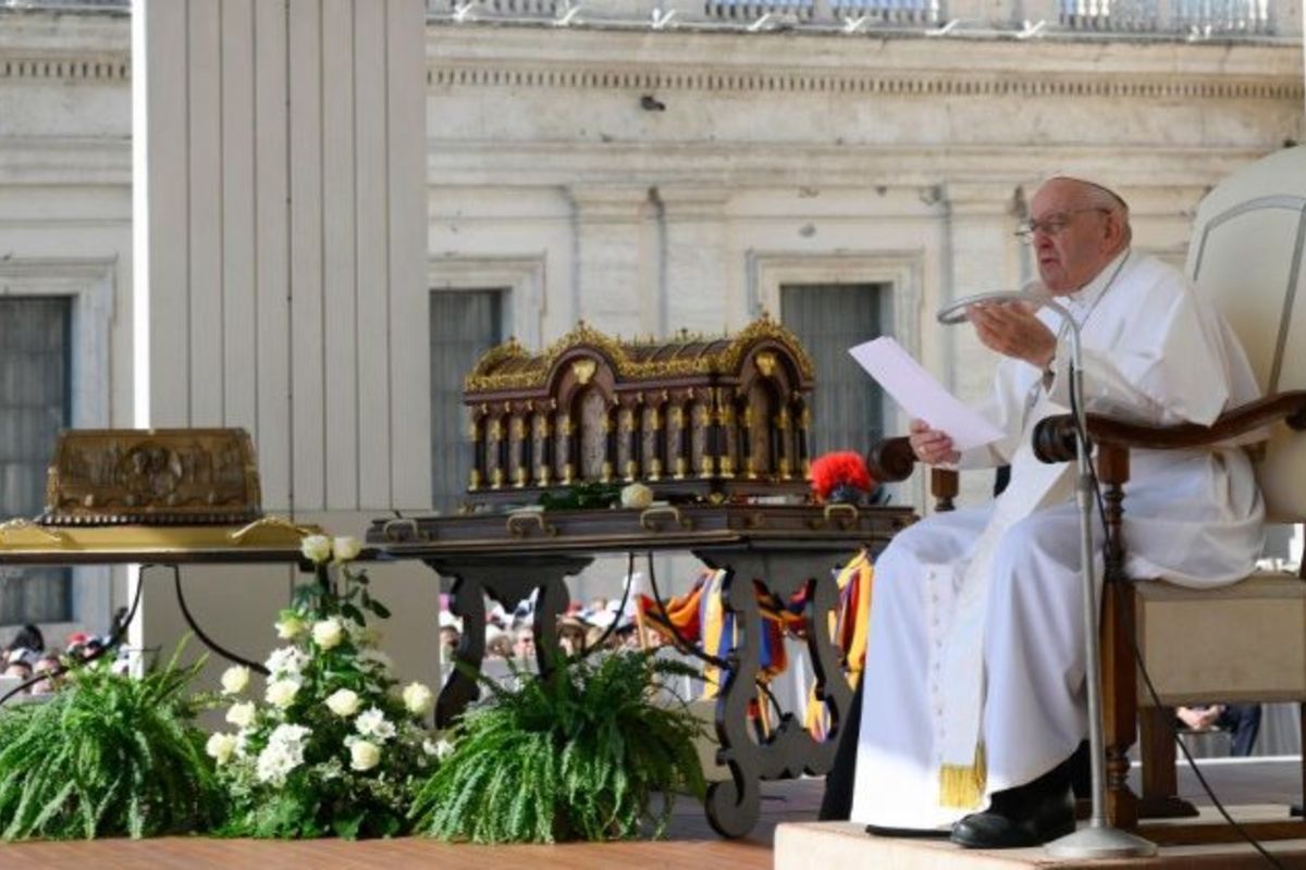 Папа: молімося за завершення війн у світі, особливо, в дорогій Україні
