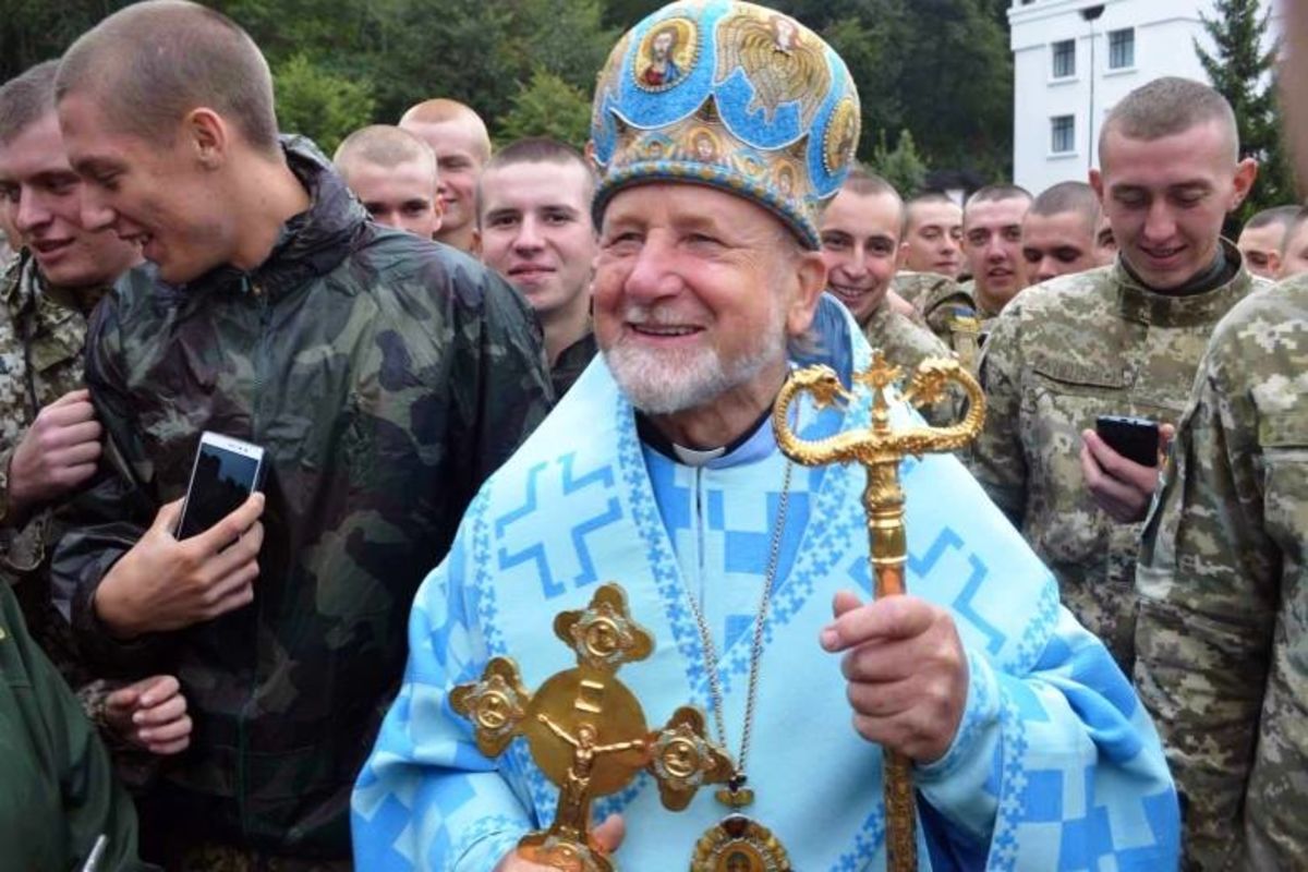 Владика Михаїл Колтун привітав українських воїнів із світлим празником Воскресіння Господнього