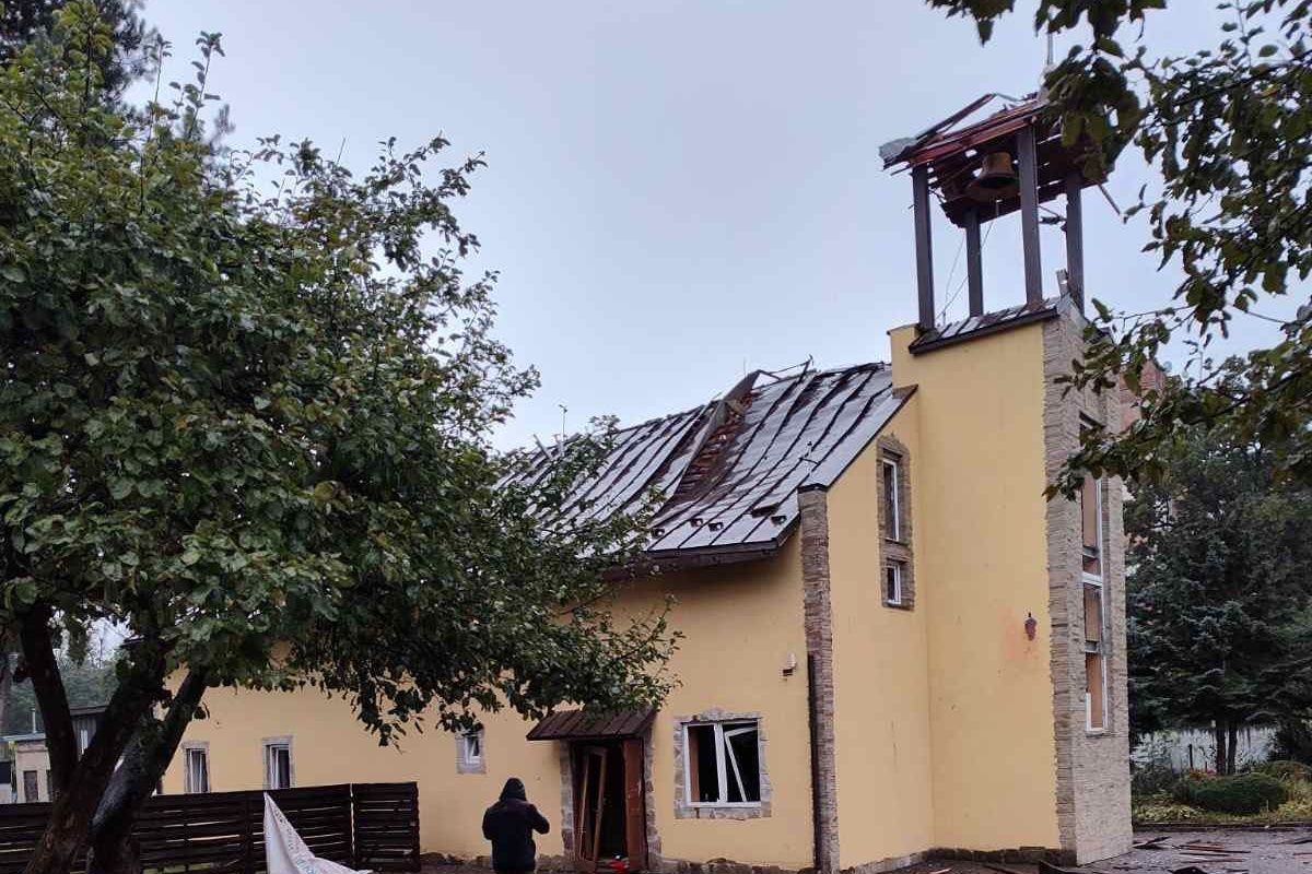 У Львові внаслідок російської атаки постраждав храм УГКЦ
