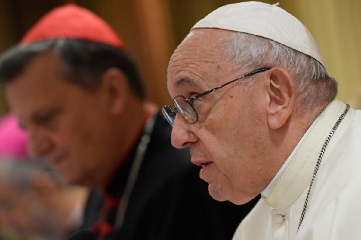 Папа Франциск: Нехай синод стане часом навернення, а не безплідних дискусій