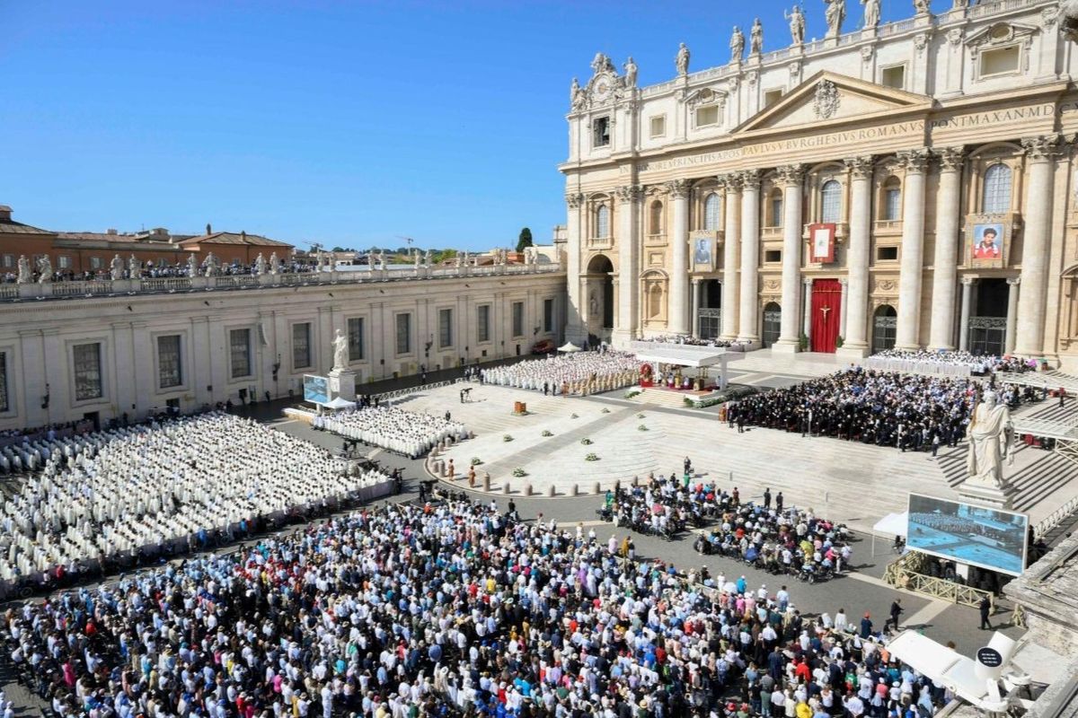 Папа проголосив святими Пʼєра Джорджо Фрассаті та Карло Акутіса