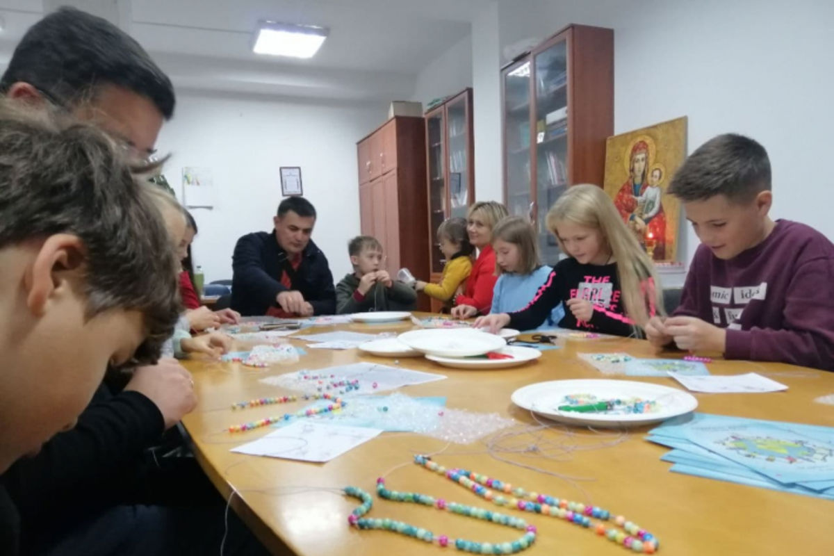Десять майстер-класів та 150 дітей: як в УГКЦ готувалися до всесвітньої молитви дітей на вервиці