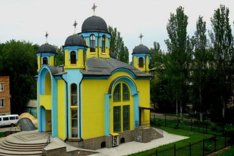 У Донецьку опечатали храми УГКЦ