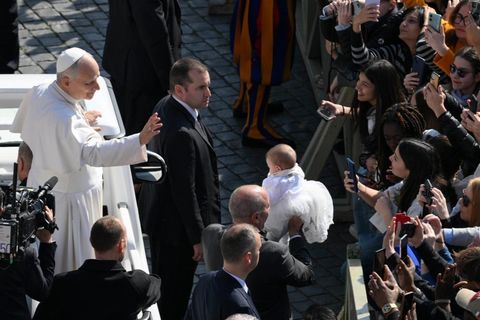 Лев XIV: єпископи є слугами Божого люду, хранителями скарбу віри