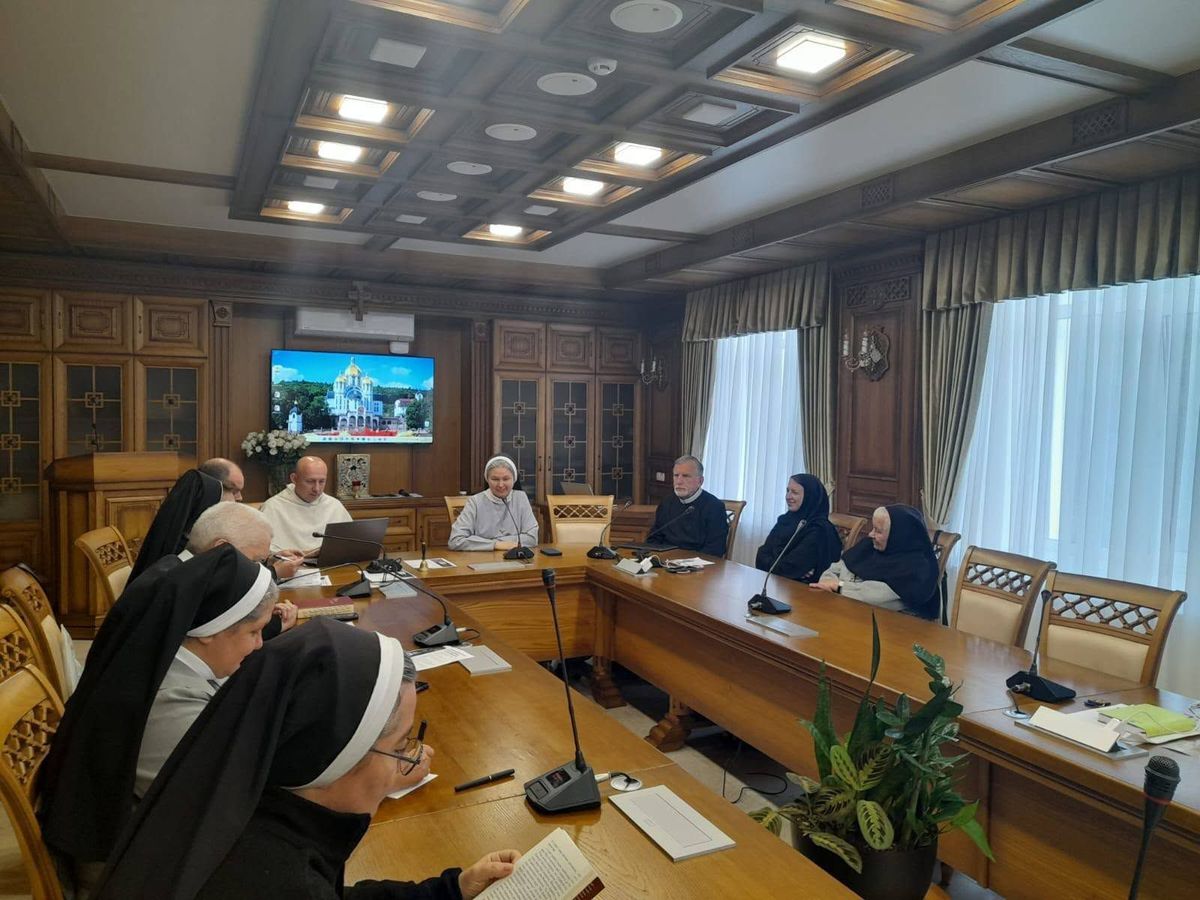 Робочі зустрічі Патріаршої комісії у справах монашества УГКЦ. Джерело фото: Фейсбук-сторінка с. Магдалини