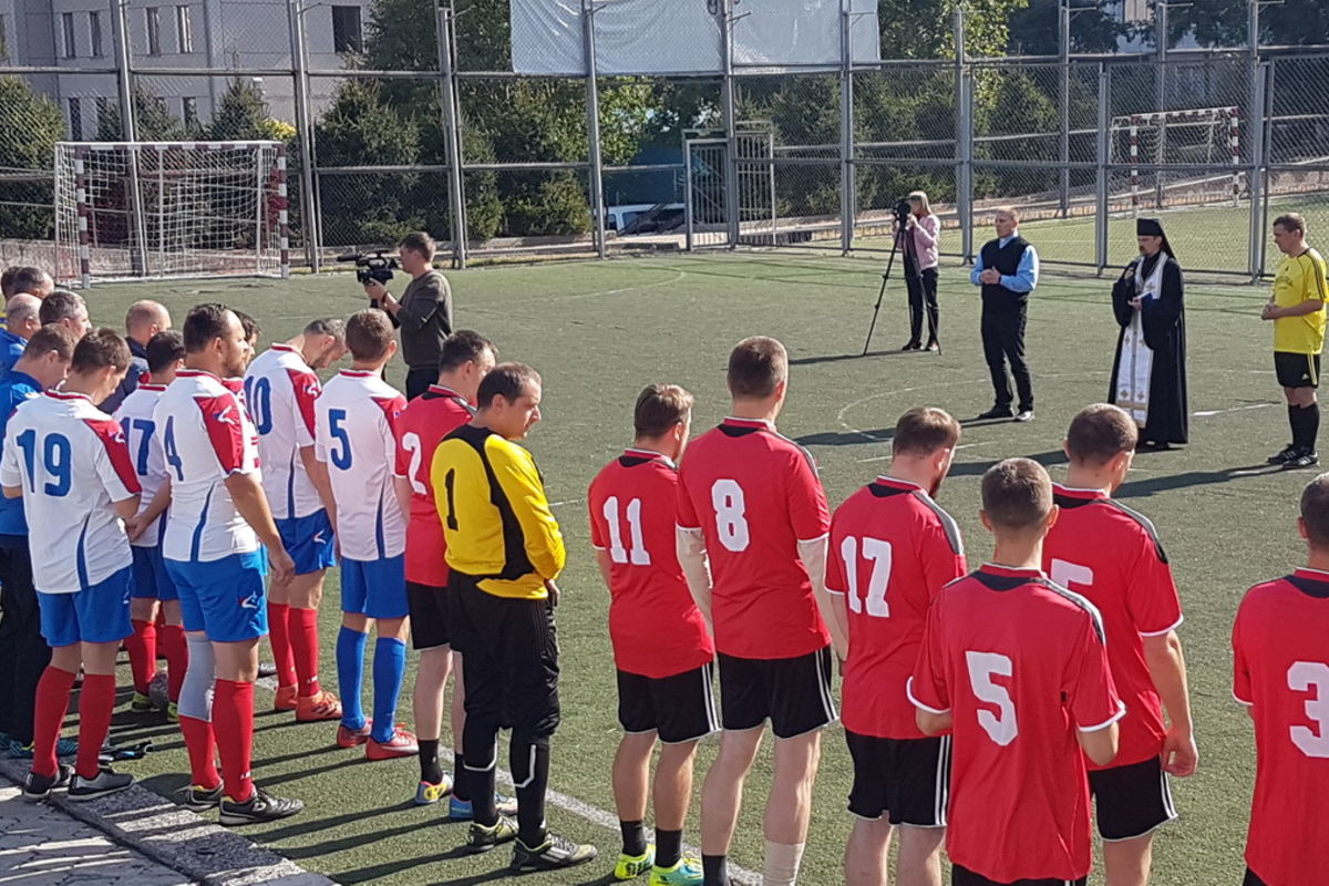 У Тернополі відбувся турнір з міні-футболу серед священників