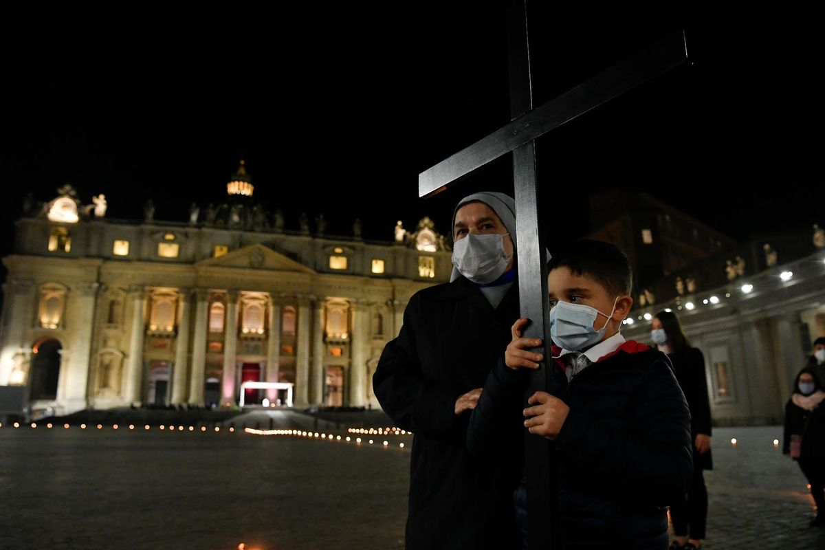 Погляд дітей на страждання світу. Хресна дорога у Ватикані