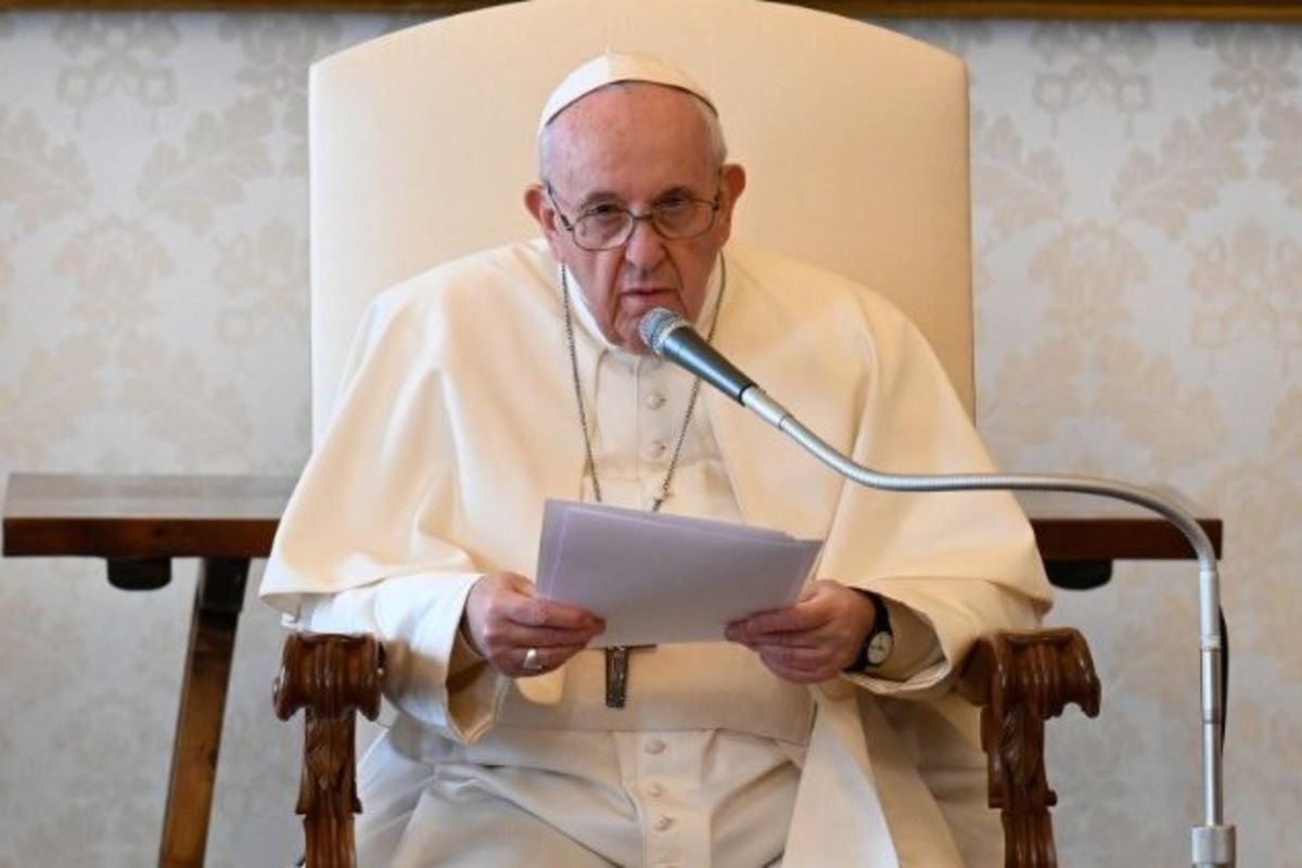 Папа: Ми однакові в гідності та унікальні в плодах освячення