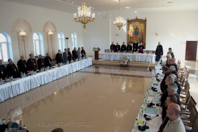 Синод Єпископів УГКЦ 2015 року