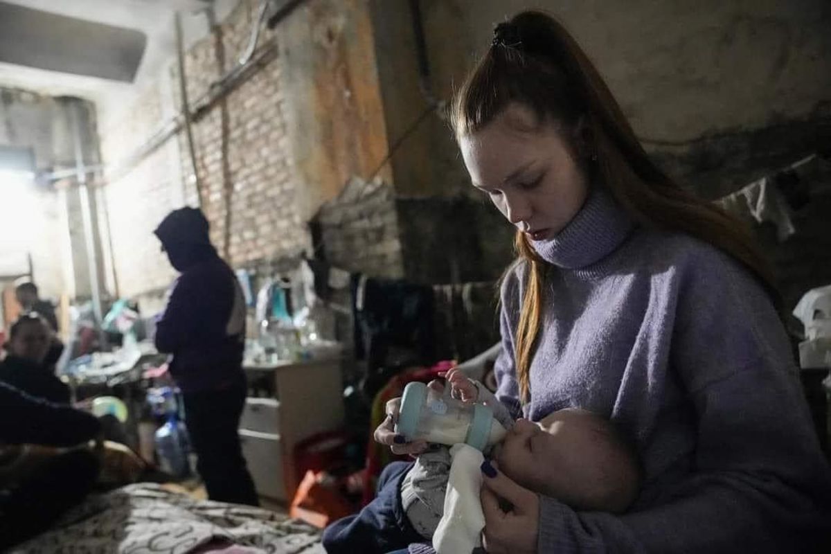«Це дарує надію на те, що добро переможе зло», — отець Андрій Нагірняк про народження дітей у Києві під час війни