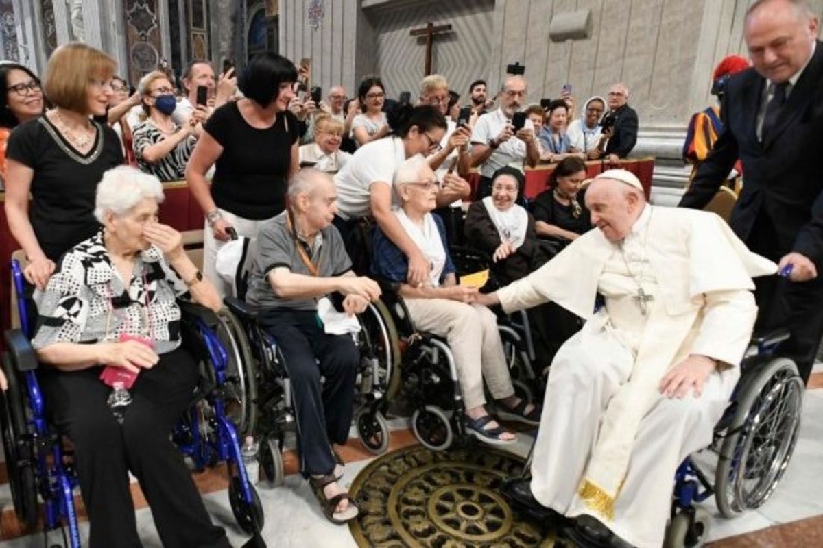 «У старості не покинь мене». Послання Папи IV Всесвітній день похилих віком