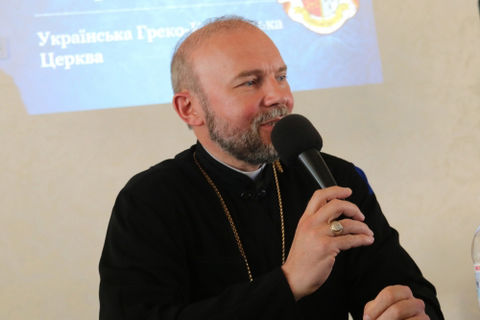Владика Василь Тучапець: «На Сході України соціальна діяльність Церкви відіграє дуже велику роль»