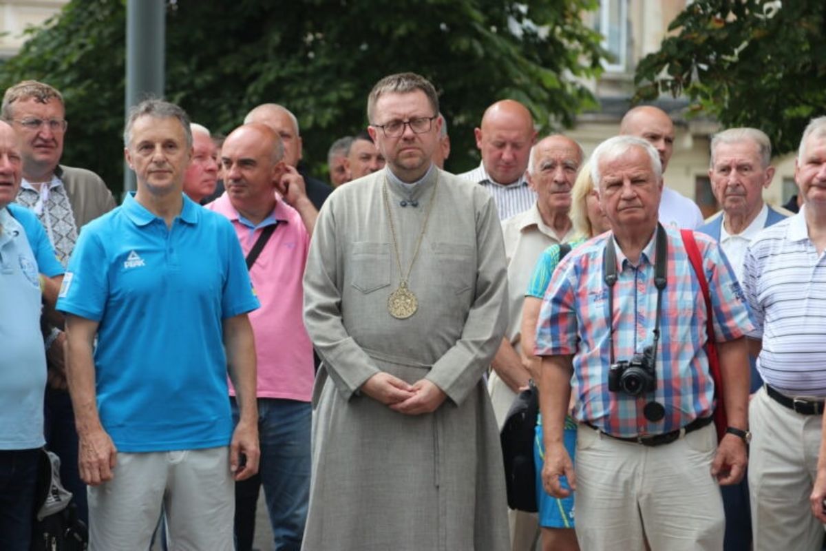 Владика Володимир Груца поблагословив олімпійців у Львові з нагоди відкриття Олімпійських ігор 2024 у Парижі