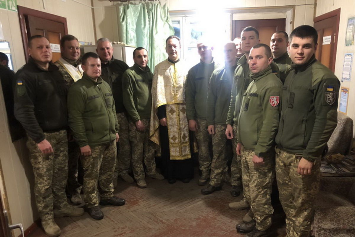 Група капеланів Тернопільсько-Зборівської архиєпархії проводить духовну місію у зоні бойових дій