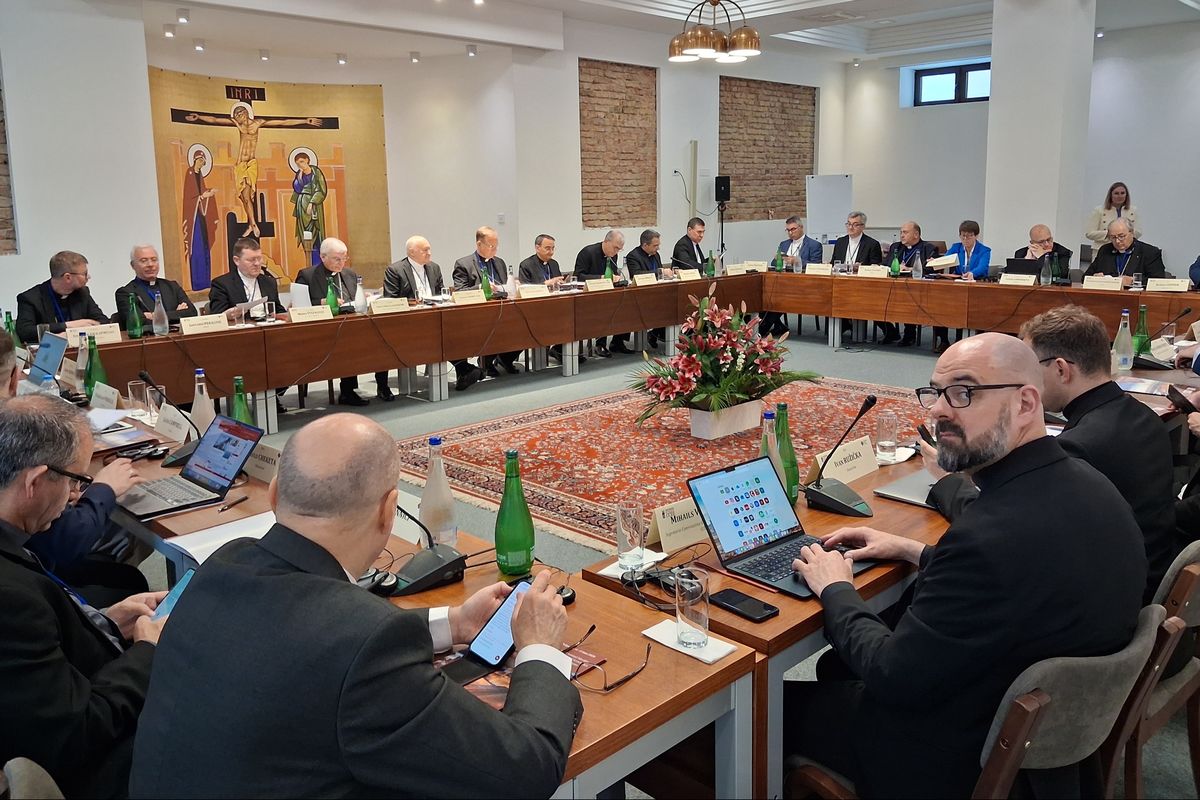 Краса священства на службі складному світові: головна тема зустрічі CCEE в Белграді
