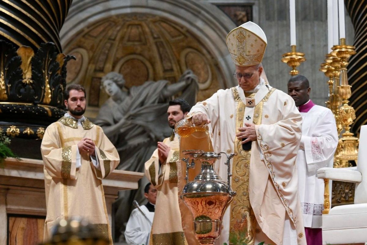 Папа: Бог посилає нас нести аромат Христа туди, де панує запах смерті