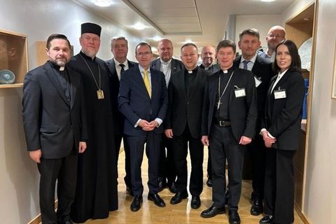 Делегація ВРЦіРО зустрілася з міністром закордонних справ Норвегії та відвідала Нобелівський центр миру