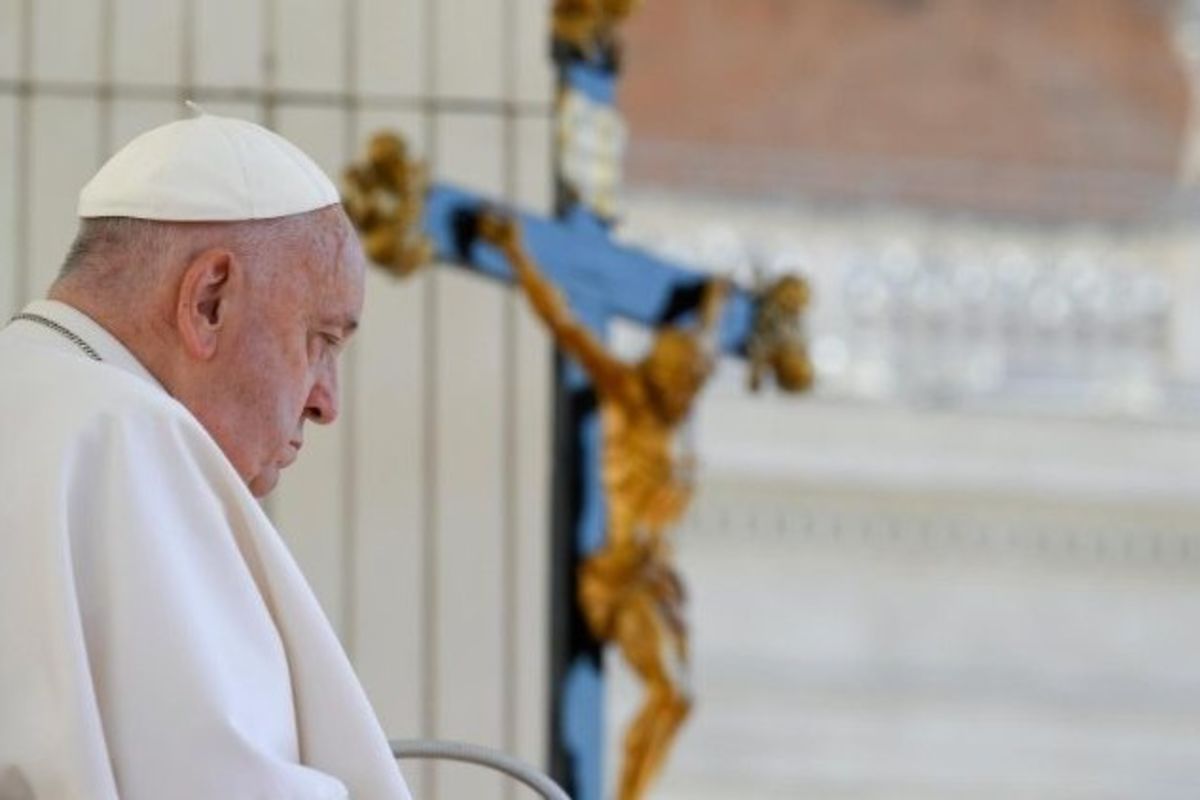 Папа Франциск: сьогодні світ потребує молитви за мир
