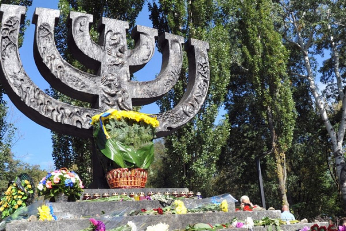 Позиція членів ВРЦіРО щодо належного вшанування жертв нацизму та комунізму у Національному заповіднику «Бабин Яр» у Києві