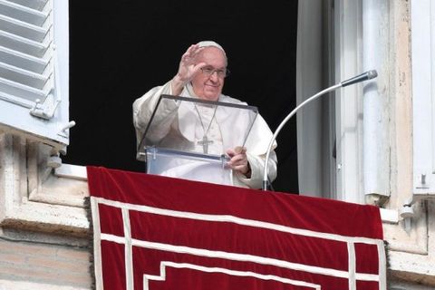 Папа Франциск: просімо в Богородиці, аби навчила нас піклуватися та співчувати