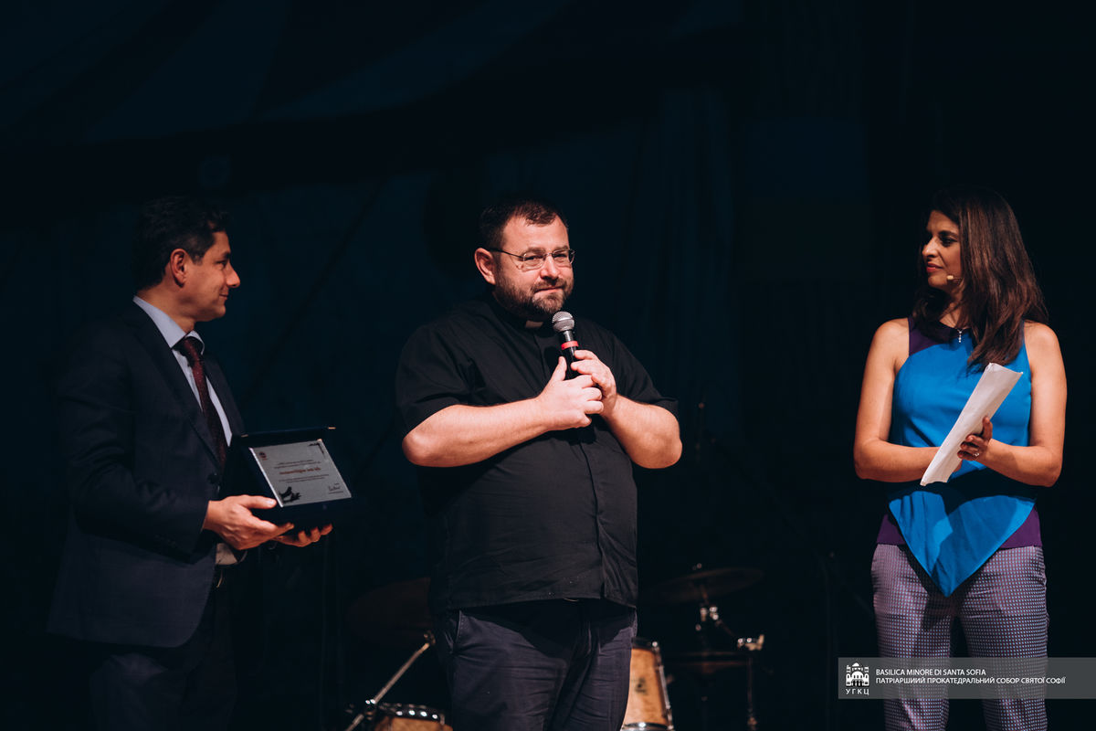 Релігійне товариство «Свята Софія» нагородили відзнакою за допомогу біженцям з України