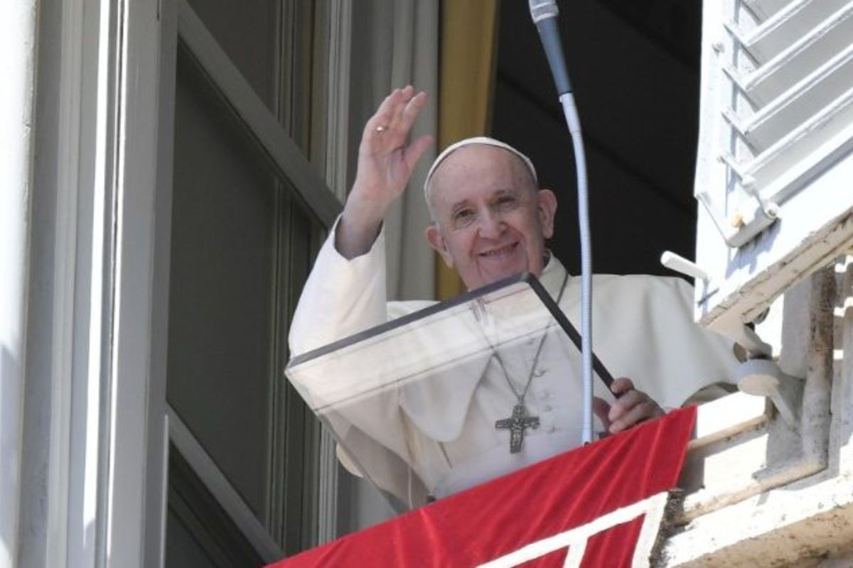 Папа: Коли спроби виправити ближнього невдалі, вручімо його в Божі руки