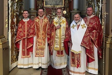 Молитва, надія і вдячність: митрополит Борис Ґудзяк відвідав собор Святого Юра у Львові