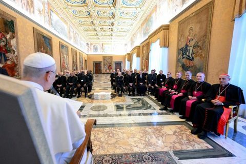 Папа: богослов’я покликане розпізнавати виклики, які перед Церквою і людиною