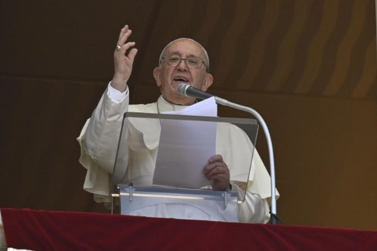 Папа: неможливо нести мир, якщо сам не перебуваєш в мирі