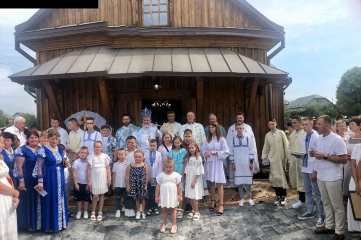 Митрополит Ігор Возьняк посвятив відреставрований 250-літній храм у селі Морянці, що на Яворівщині