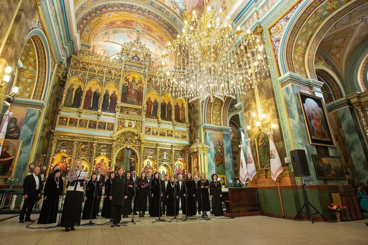 У головній святині Івано-Франківська відбувся фестиваль духовної та естрадної пісні «Великодні дзвони»