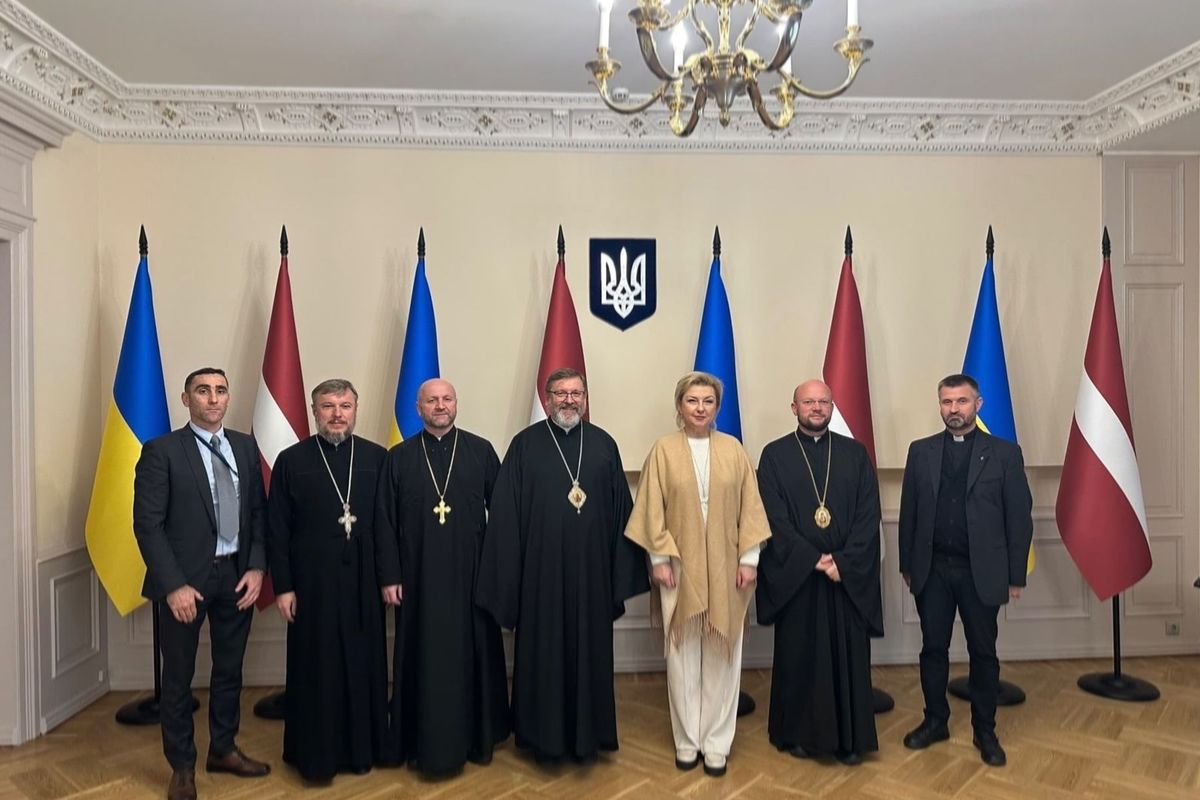 Глава УГКЦ відвідав посольство України в Латвії