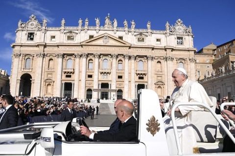 Папа: коли молодь повертає ентузіазм похилим віком, відкривається майбутнє