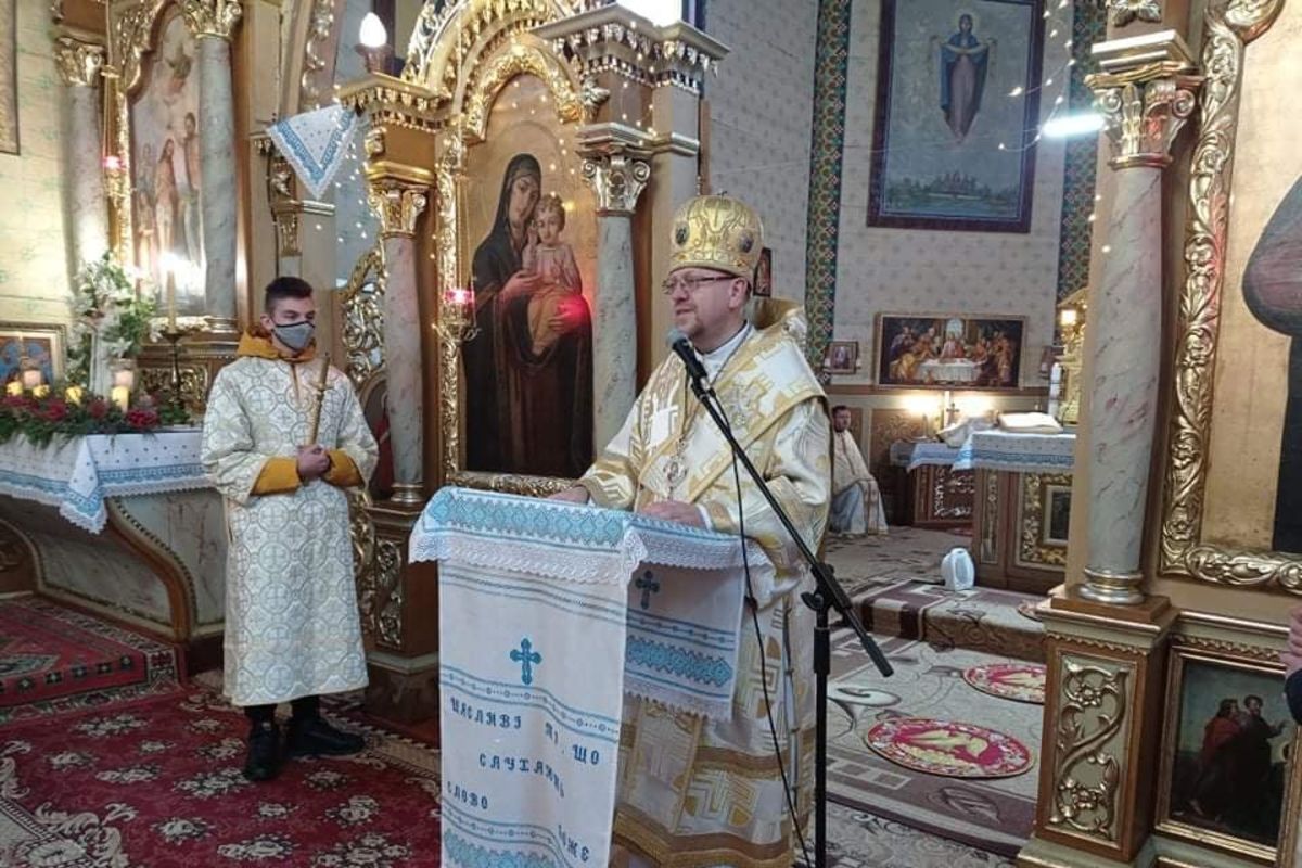 «Складається враження, що у день Святого Миколая світ стає добріший», — владика Володимир Груца у Звенигороді