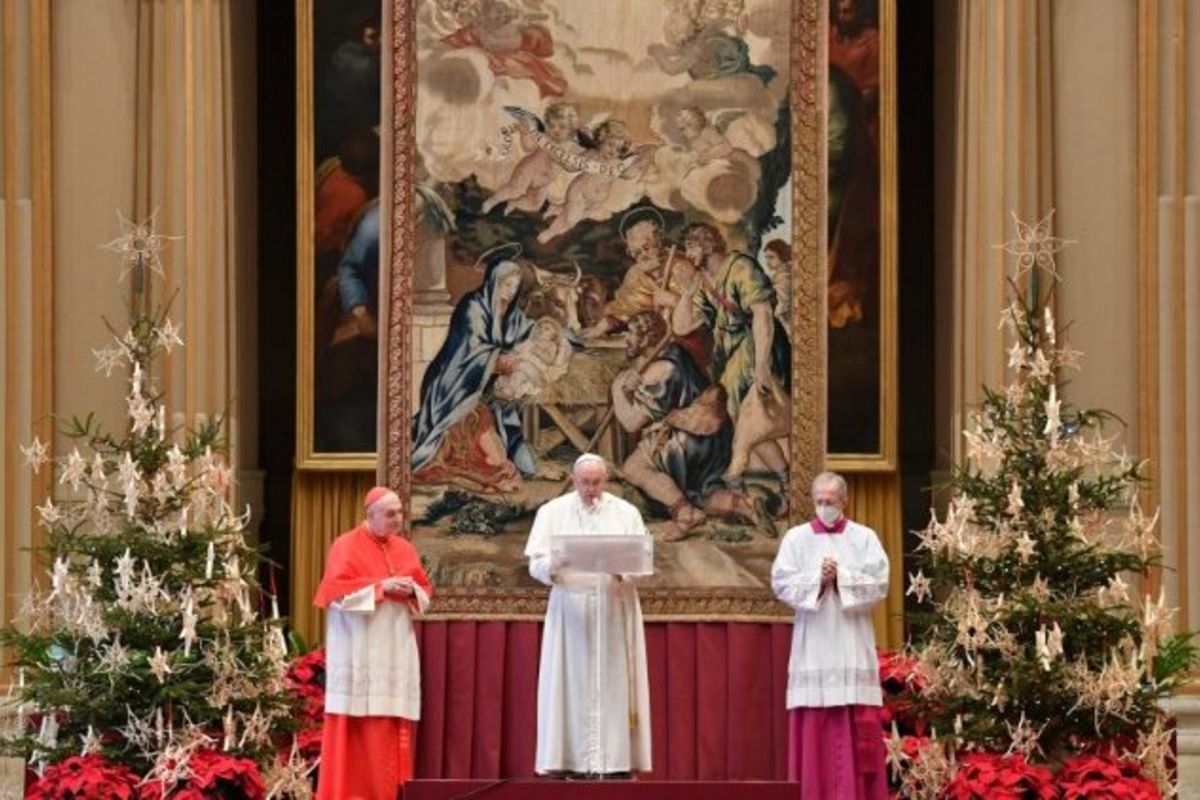 Різдвяне послання «Urbi et Orbi» Папи Франциска 2020