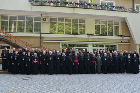 Синод Єпископів УГКЦ провів своє перше робоче засідання. Прибули гості з різних країн світу