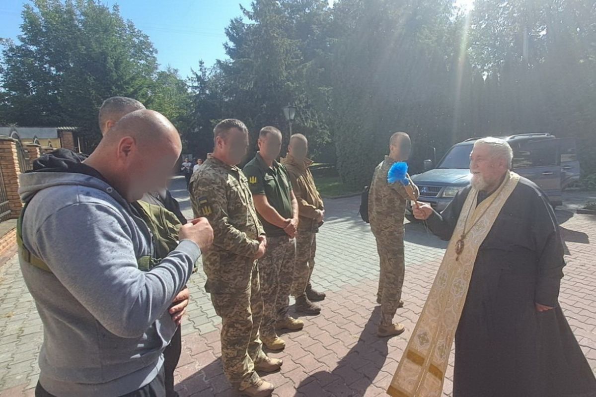 Ще два автомобілі для ЗСУ передала Тернопільсько-Зборівська архиєпархія