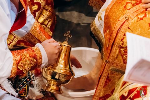 Чин умивання ніг: як Українська Греко-Католицька Церква в Європі відзначила Великий четвер