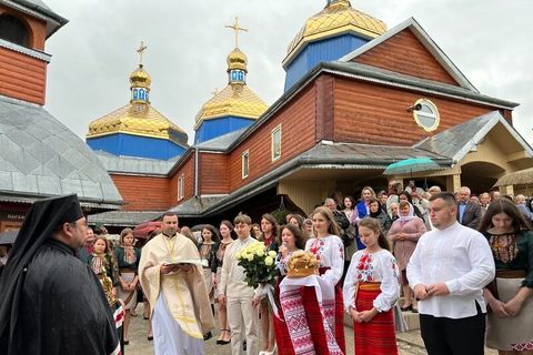 250-літній ювілей освячення храму відзначили у с. Нижнів на Прикарпатті