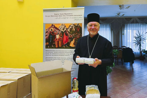 Митрополит Володимир Війтишин долучився до акції «Карітасу» з нагоди Всесвітнього дня бідного