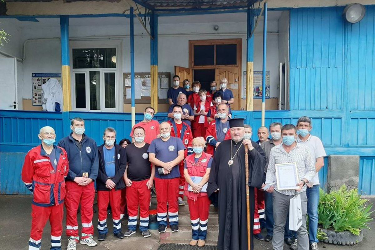 Владика Василь Івасюк та духовенство Коломийської єпархії подякували медичним працівникам за їхнє героїчне служіння