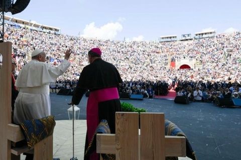 Візит Папи Франциска до Верони: зустріч із молоддю, ув’язненими, богопосвяченими особами та учасниками форуму про миробудування