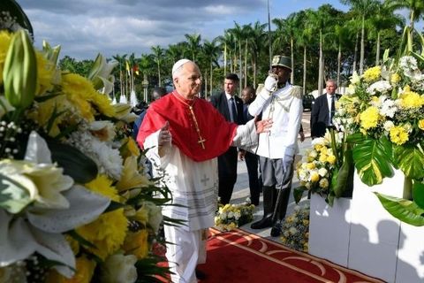 III Апостольська подорож Папи Лева XIV до Камеруну. День третій