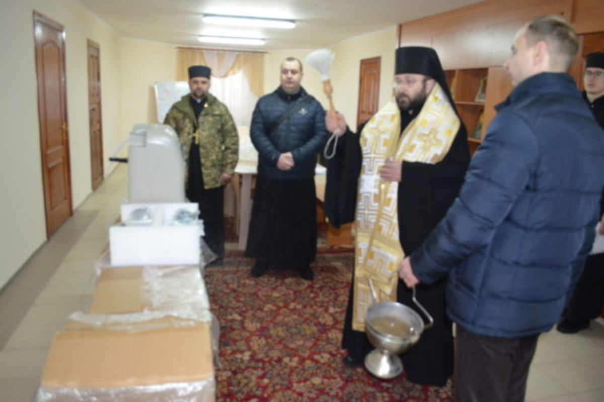 На Хмельниччині Українська Греко-Католицька Церква надає можливість безкоштовно користуватися кисневими концентраторами