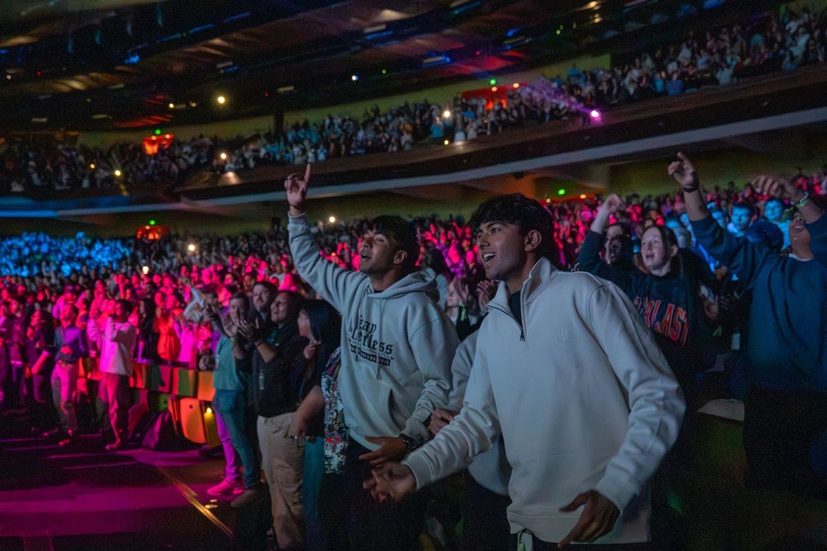 Єпископ Микола Бичок разом з 6000 молодих осіб взяв участь в Католицькому молодіжному фестивалі у Мельбурні