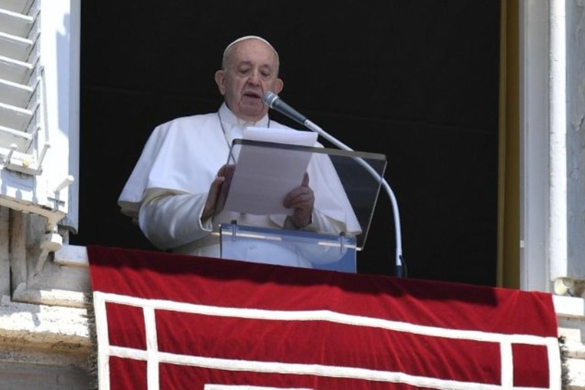 Папа підтримав припинення вогню на Донбасі й молиться за його здійснення