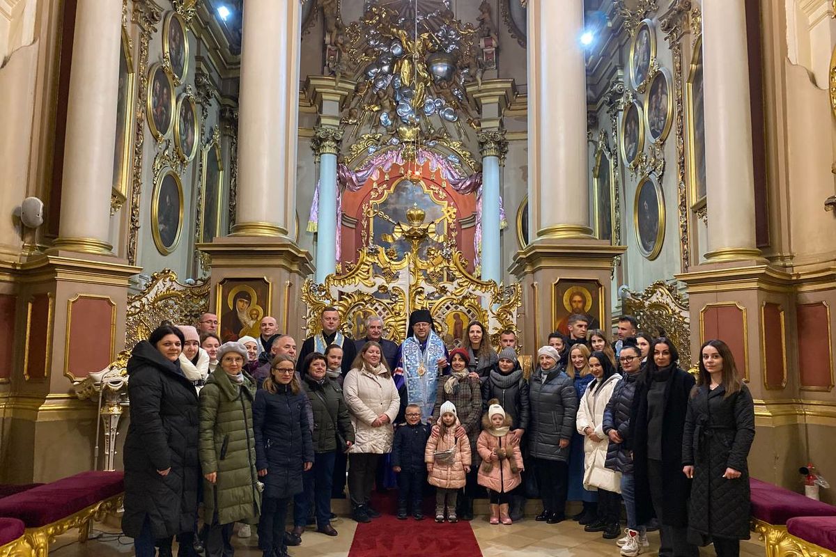 У Львові молитовно відзначили Всесвітній день передчасно народженої дитини