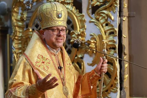 Люди не лише перебували в пустинному місці; у їхніх серцях була порожнеча, — єпископ Володимир Груца